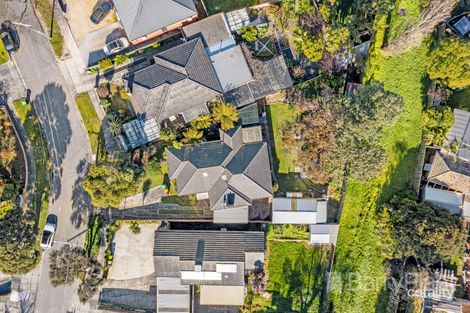 18 Tudor Cres, Noble Park North, VIC 3174