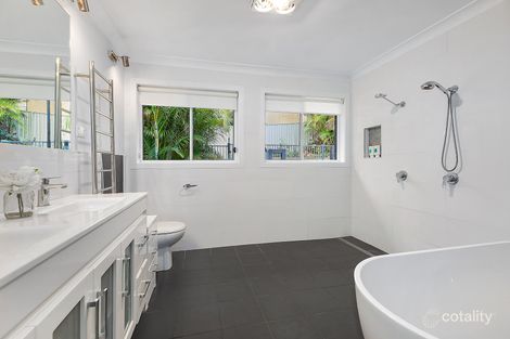 Property photo of 284 Avoca Drive Green Point NSW 2251