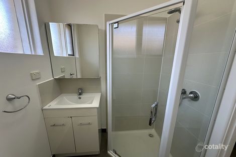 Property photo of 4/43 McIlwrick Street Windsor VIC 3181