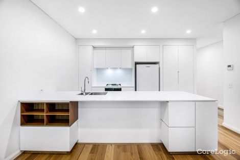 Property photo of 208/17 Woodlands Avenue Breakfast Point NSW 2137