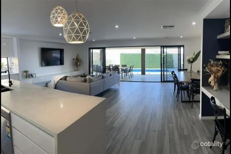 Property photo of 19 Muttama Parade Gobbagombalin NSW 2650