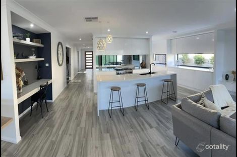 Property photo of 19 Muttama Parade Gobbagombalin NSW 2650
