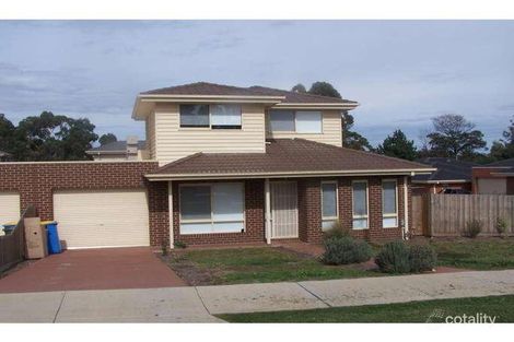 2/1 Darraweit Rd, Wallan, VIC 3756