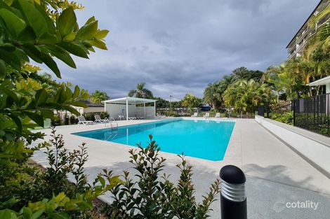 Property photo of 4/11 Fairway Drive Clear Island Waters QLD 4226
