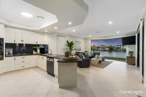Property photo of 17 Windchimes Way Helensvale QLD 4212