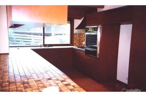 Property photo of 11 Paltara Court Eltham VIC 3095