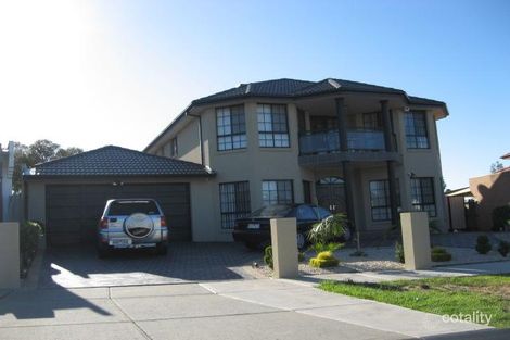 4 Longhurst Cres, Hillside, VIC 3037