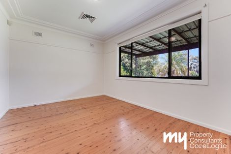 Property photo of 42 Railway Parade Glenfield NSW 2167