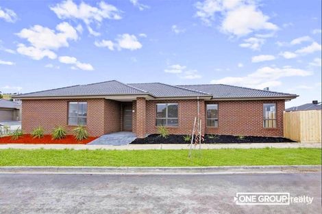 11 BERGAMOT WAY, SOUTH MORANG, VIC 3752