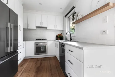Property photo of 1/22 Turner Street Briar Hill VIC 3088