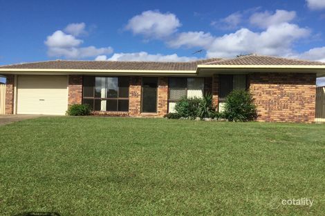 8 Frederick St, Albany Creek, QLD 4035