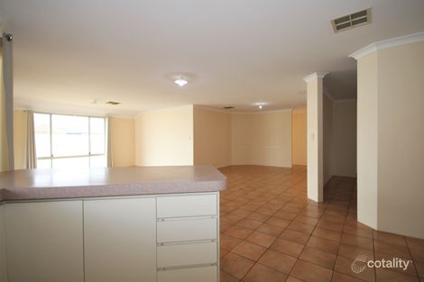 Property photo of 7 Diamond Link Australind WA 6233