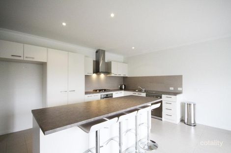 Property photo of 62 Landau Drive Warranwood VIC 3134