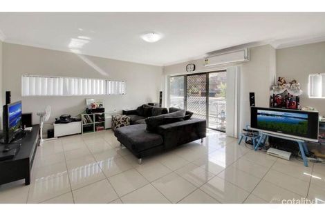 Property photo of 13/55-57 Hassall Street Westmead NSW 2145