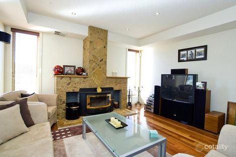 Property photo of 19 Vista Way South Morang VIC 3752