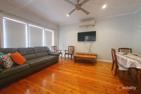 Property photo of 18 Bocking Avenue Bradbury NSW 2560