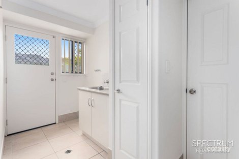 Property photo of 15 Hilldean Drive Raceview QLD 4305