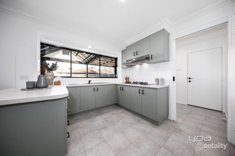 Property photo of 5 Melva Court Sydenham VIC 3037