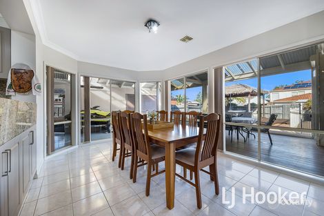 Property photo of 11 Castleridge Court Narre Warren South VIC 3805