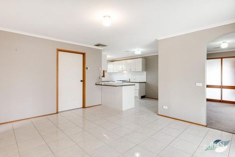 Property photo of 9 Saddington Avenue Hoppers Crossing VIC 3029