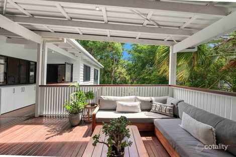 Property photo of 129 K P McGrath Drive Elanora QLD 4221