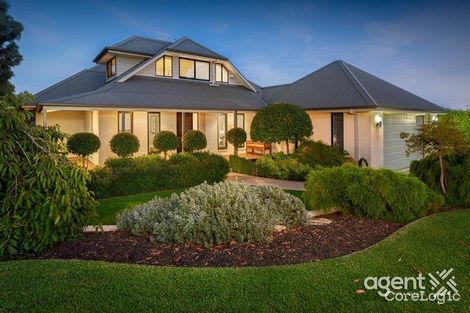 Property photo of 2 Leichhardt Way Berwick VIC 3806