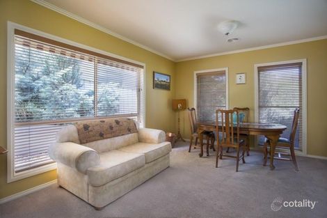 Property photo of 5 Samuel Court Spring Gully VIC 3550