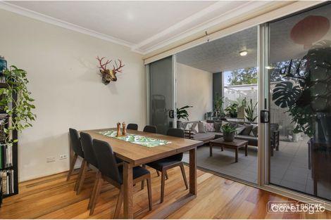 Property photo of 2/16 Grosvenor Road Indooroopilly QLD 4068