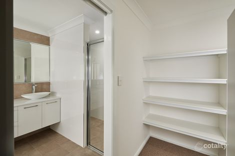 Property photo of 4 Tycho Place Lloyd NSW 2650