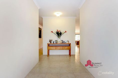 Property photo of 7 Wiroo Loop Dalyellup WA 6230