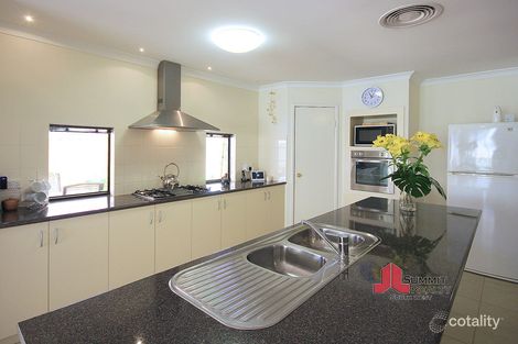 Property photo of 7 Wiroo Loop Dalyellup WA 6230