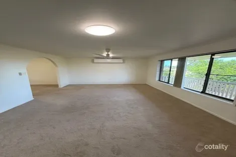 Property photo of 3 Crest Court Avoca QLD 4670