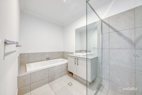 Property photo of 18 Affinity Place Birtinya QLD 4575