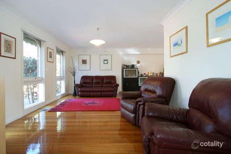Property photo of 3 Lancelot Crescent Glen Waverley VIC 3150