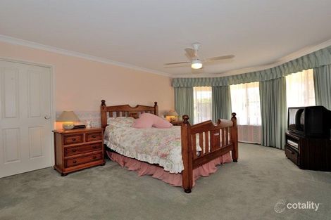 Property photo of 24 Venice Retreat Warnbro WA 6169