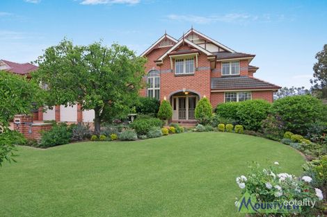 8 Evesham Ct, Norwest, NSW 2153
