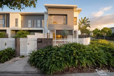 Property photo of 15 Flintwood Crescent Palmview QLD 4553