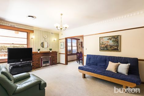 Property photo of 23 Daff Avenue Hampton East VIC 3188
