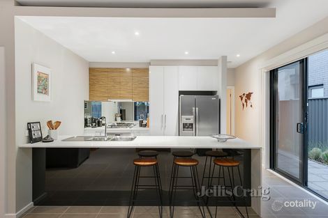 Property photo of 3 Sun Dew Close St Helena VIC 3088