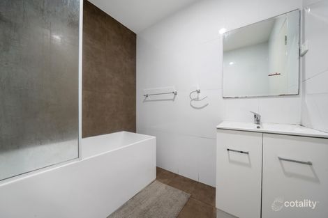 Property photo of 3/15-19 Toongabbie Road Toongabbie NSW 2146