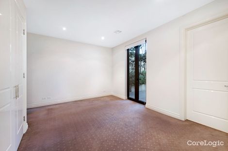 Property photo of 1/212A Kooyong Road Toorak VIC 3142