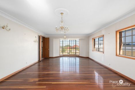 Property photo of 35 Kinwarton Crescent Calamvale QLD 4116