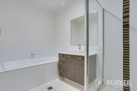 Property photo of 51 Kookaburra Circuit Rochedale QLD 4123