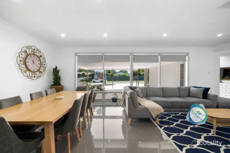 Property photo of 7 Quebec Drive Modbury Heights SA 5092