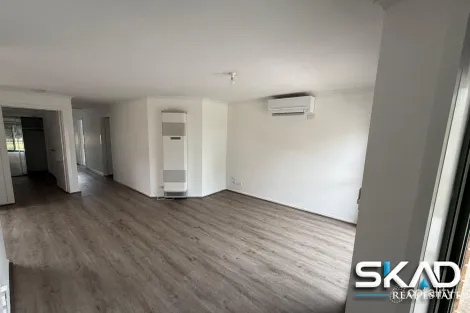 Property photo of 20 Brecon Nook Craigieburn VIC 3064