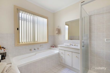 Property photo of 1/5 Gala Place Keilor Downs VIC 3038