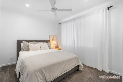 Property photo of 22 Iluka Way Jacobs Well QLD 4208