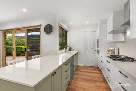 Property photo of 6 Conifer Place Mittagong NSW 2575