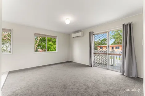 Property photo of 10 Maple Street Kingston QLD 4114