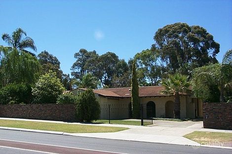 4 Williamstown Rd, Doubleview, WA 6018